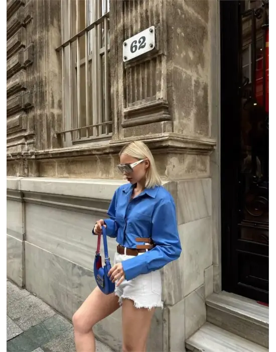 Omarı Mavi Crop Gömlek Yan Çift Kemer Detaylı Moda Parçası