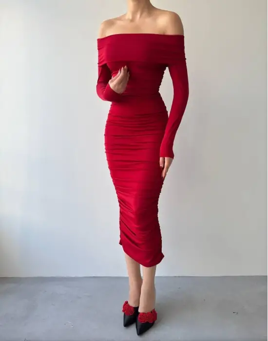 Omarı Zarif Ve Şık Drapeli Elbise