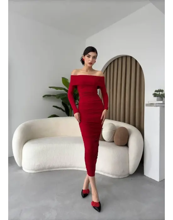 Omarı Zarif Ve Şık Drapeli Elbise