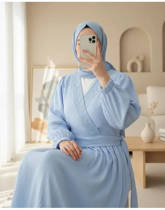 Dantel Detaylı Bağlamalı Kolu Lastikli Kraş Etekli Takım  -Bebe Mavi