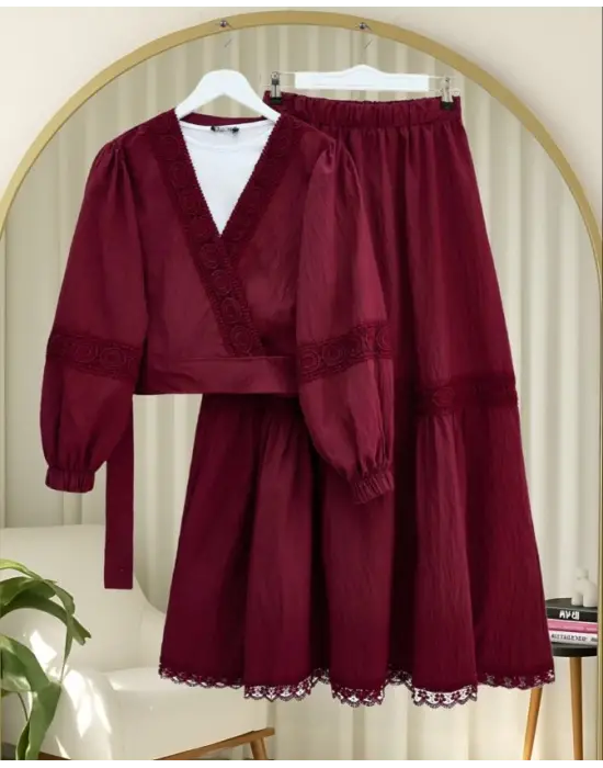 Dantel Detaylı Bağlamalı Kolu Lastikli Kraş Etekli Takım  -Bordo