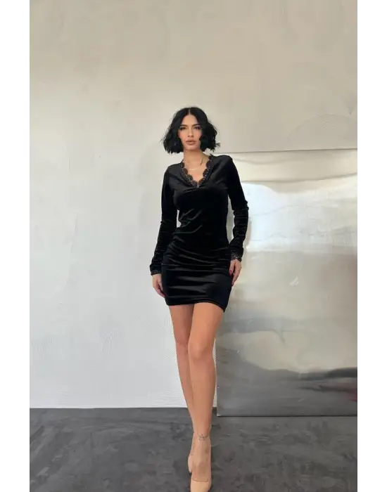 Omarı Dantelli Siyah Mini Elbise