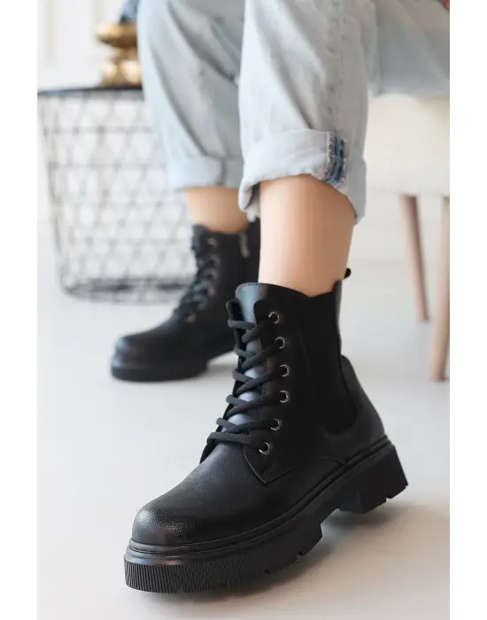 Modern Bağcıklı Bot