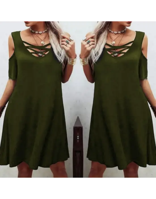 Dekolteli Bağcık Detay Viskon Kumaş Elbise