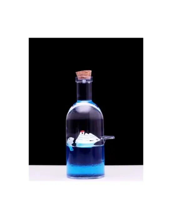 Dekoratif Batmayan Gemi