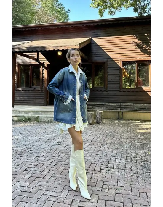 Omarı Retro Tarzda Mavi Kot Ceket