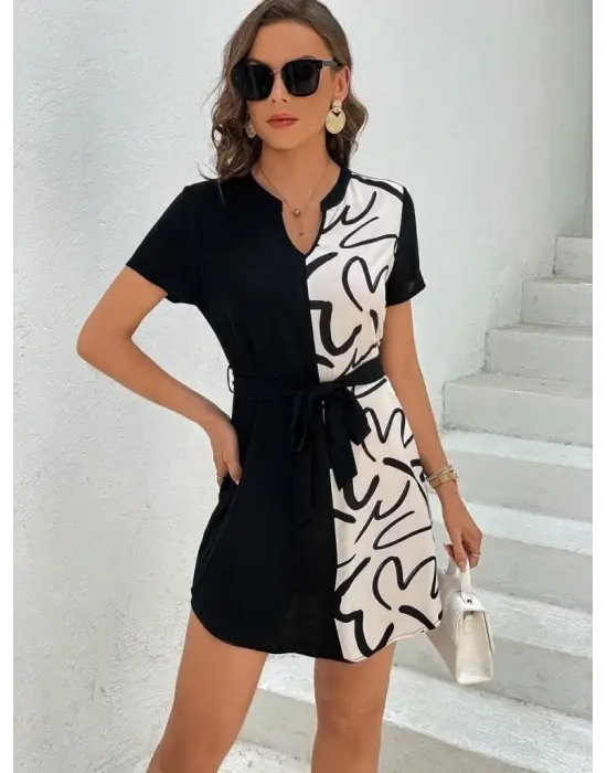 Omarı Desenli Beli Kuşaklı V Yakalı Elbise