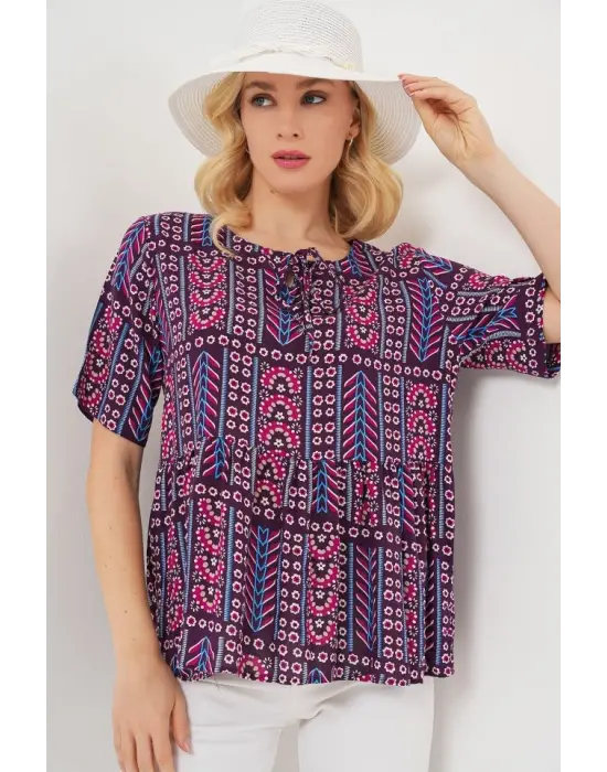 Modern Desenli Kısa Kol Bluz Bordo