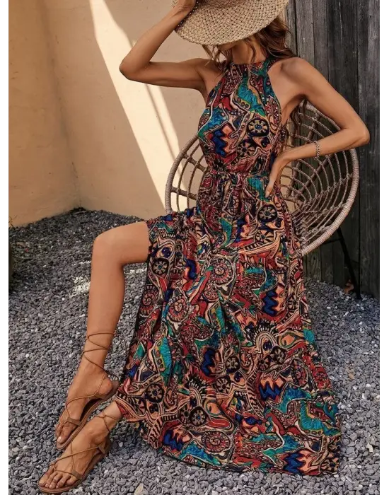 Omarı Şık Desenli Mikro Kumaş Halter Yaka Elbise