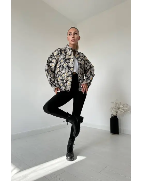 Omarı Papatya Desenli Şık Mont