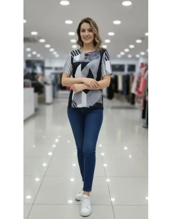 Göz Alıcı Kısa Kollu Viskon Bluz Bebe Yaka Big Size