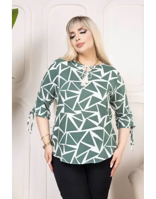 Etnik Desenli Viskon Bluz Bebe Yaka Kısa Kollu Big Size Rahat Kesim