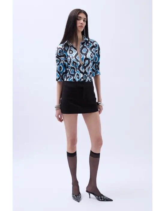 Desenli Saten Gömlek