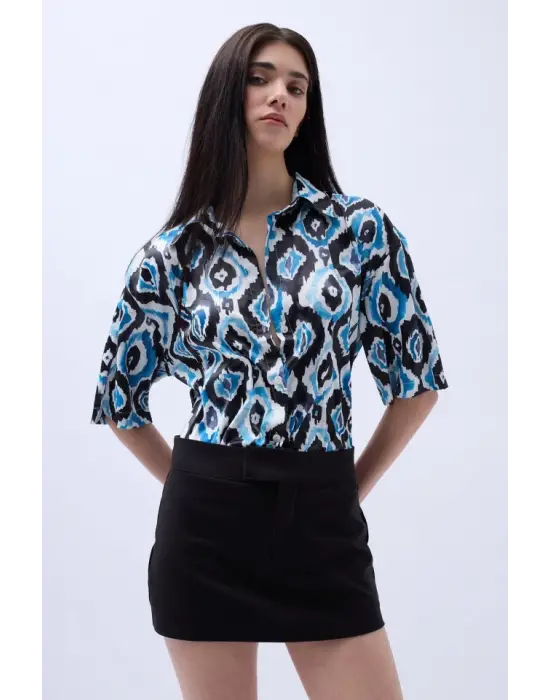 Desenli Saten Gömlek