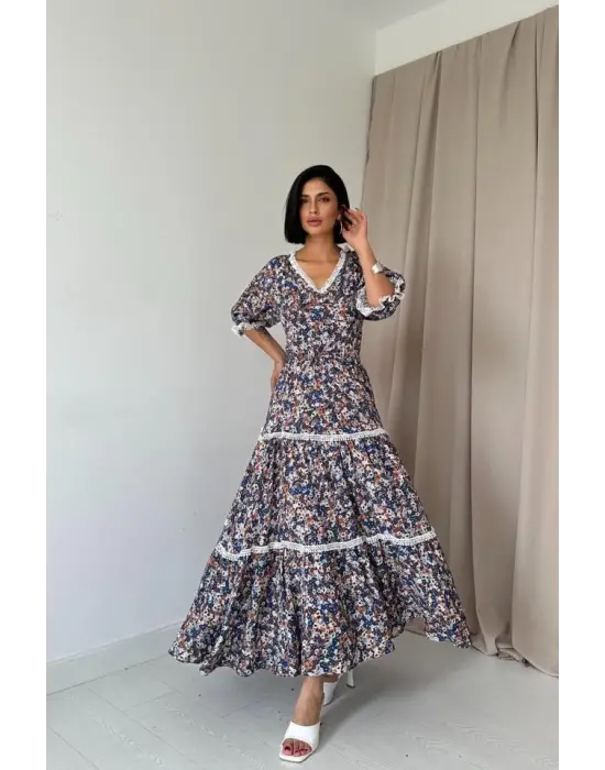 Omarı Desenli Dekolteli Brode Elbise