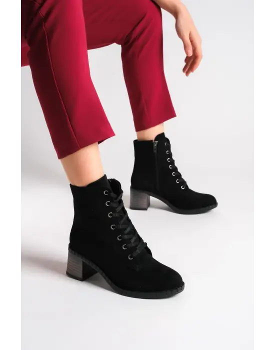 Zarif Bağcıklı Süet Bayan Bot