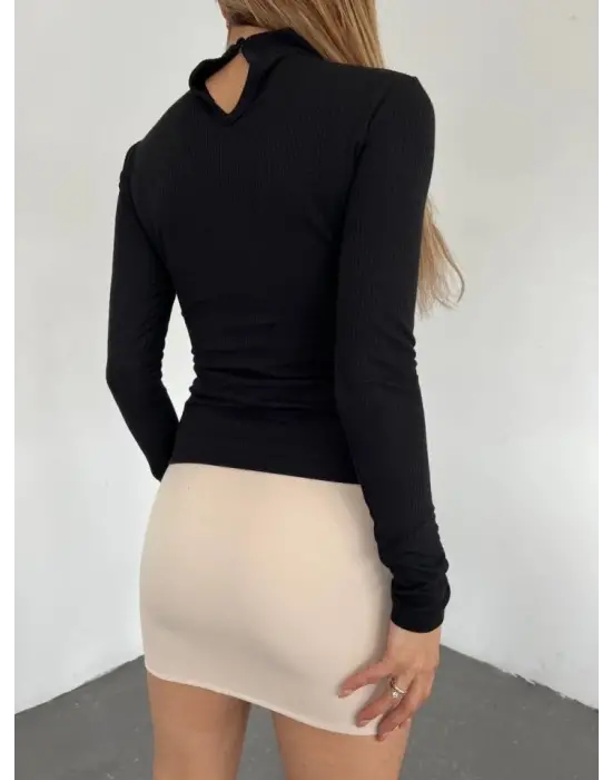 Dik Yaka Taş Detaylı Uzun Kol Bluz -Siyah