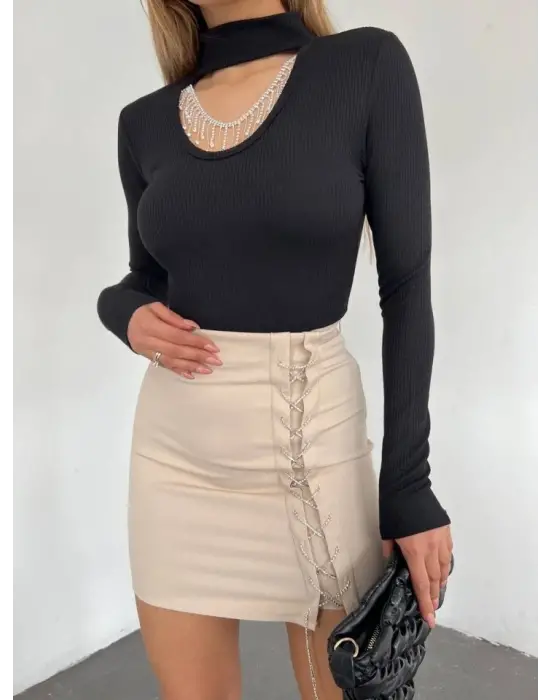 Dik Yaka Taş Detaylı Uzun Kol Bluz -Siyah