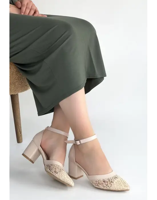 Dmop Bej Cilt Tül Detaylı Topuklu Ayakkabı