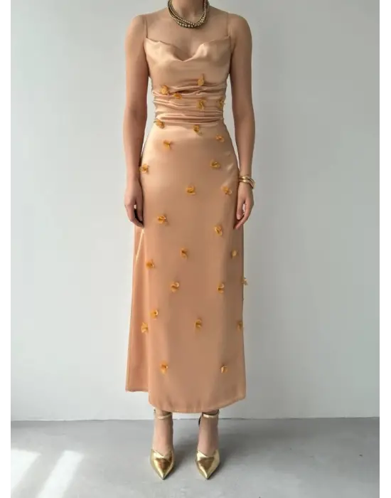 Dora Çiçek Detaylı Elbise