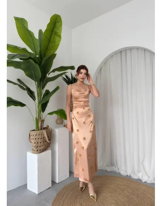 Dora Çiçek Detaylı Elbise