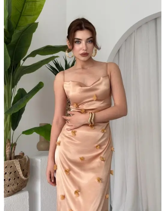 Dora Çiçek Detaylı Elbise