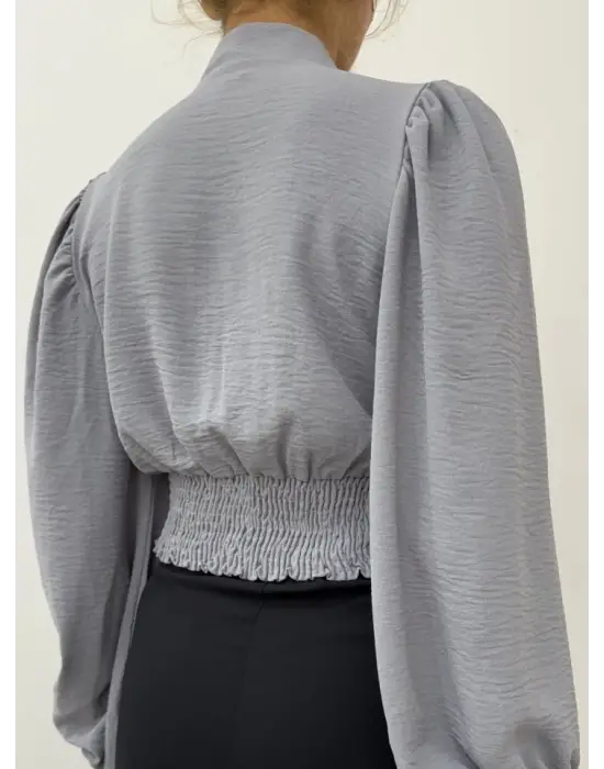 Omarı Gri Balon Kol Crop Bluz