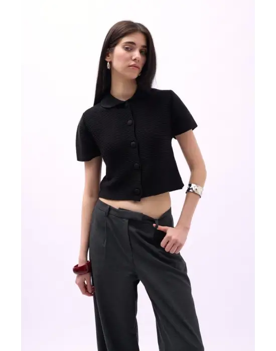 Omarı Rahat ve Şık Bebe Yaka Bluz