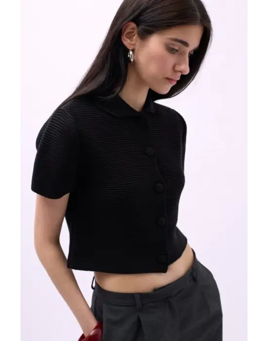 Omarı Rahat ve Şık Bebe Yaka Bluz