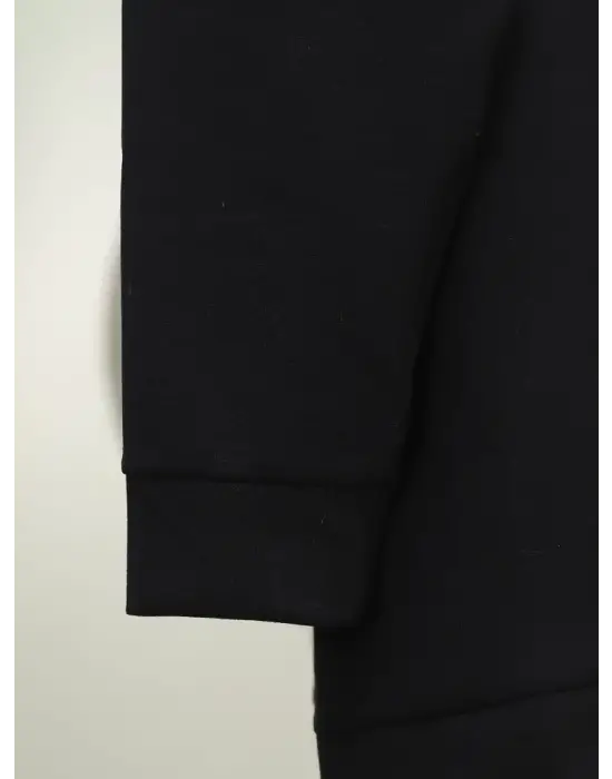 Omarı Siyah Biyeli Düğmeli Hırka Modası