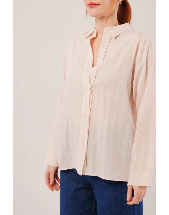 Düğmeli Ve Çizgi Detaylı Krem Gömlek