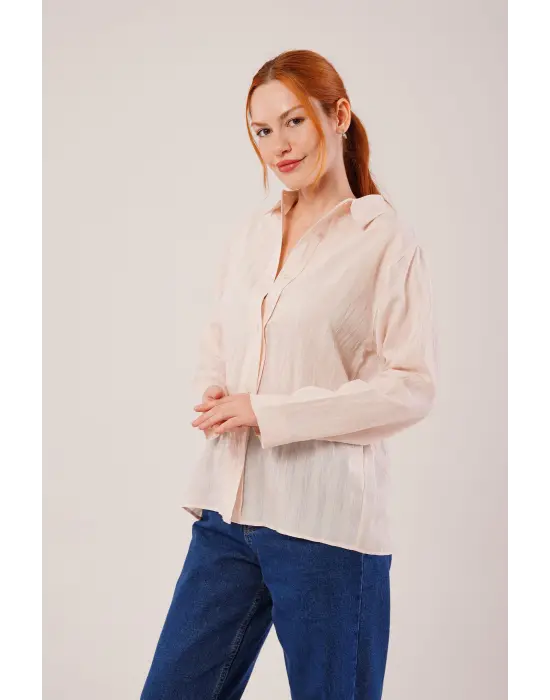 Düğmeli Ve Çizgi Detaylı Krem Gömlek