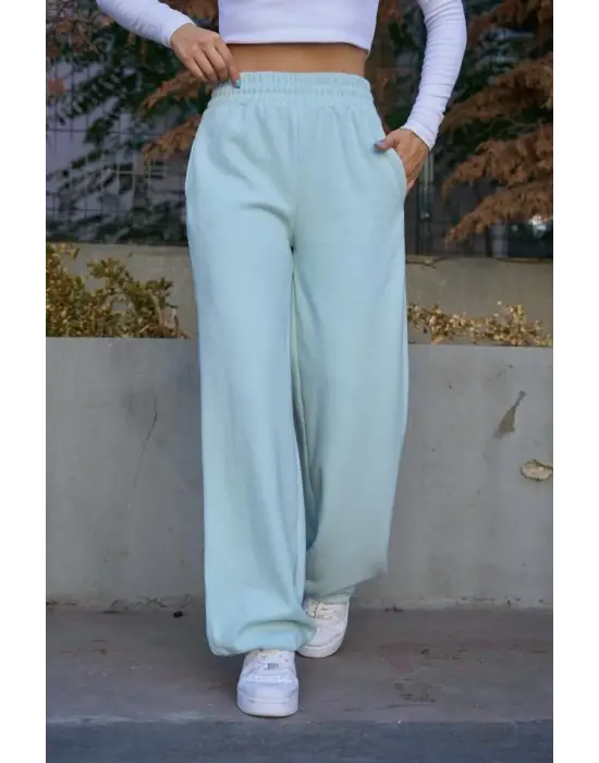 Omarı Esnek ve Rahat Düz Lastikli Eşofman - Mint Yeşili