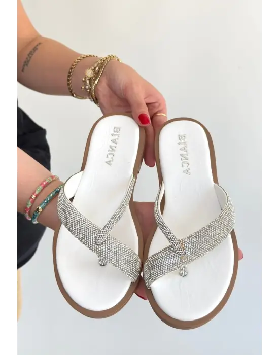 Eday Gümüş Boncuk İşlemeli Terlik