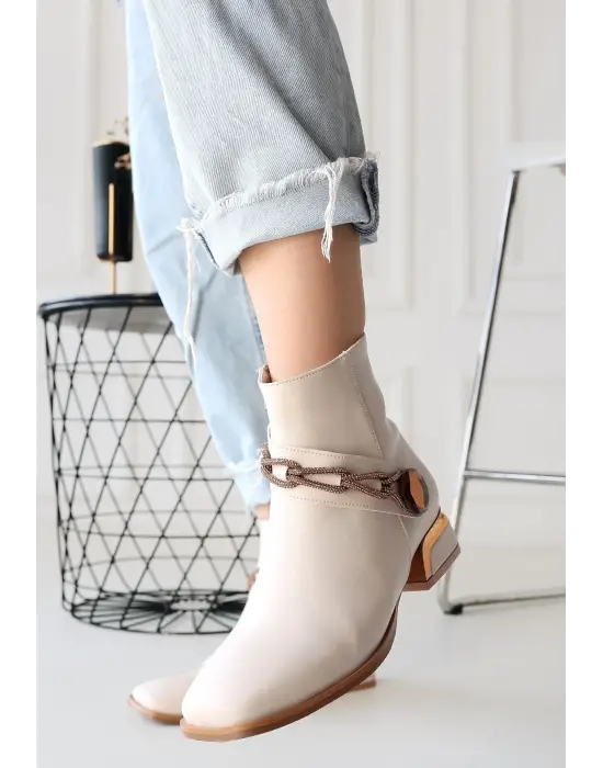 Omarı Kadın Klasik Bej Topuklu Bot