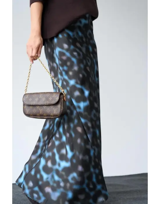 Omarı Zarif Saten Uzun Etek - Siyah ve Mavi