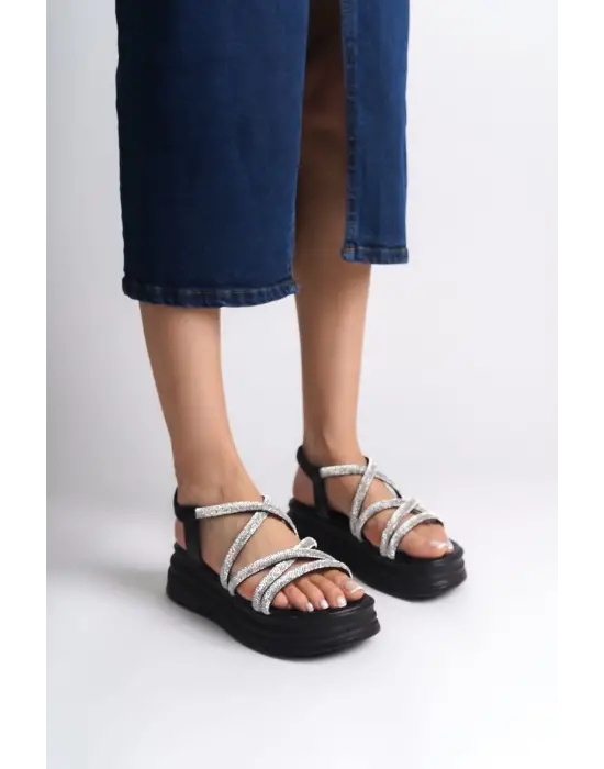 Zerafet Dolu Taşlı Sandalet