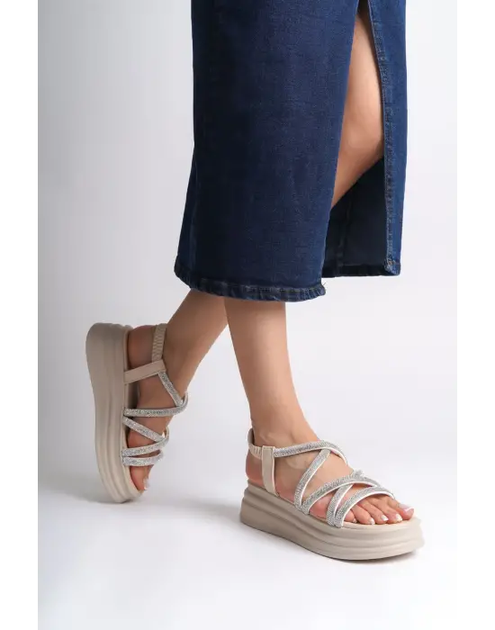 Trend Lastikli Taşlı Kadın Sandalet