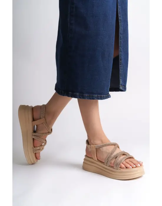 ELENA Lastikli Taşlı Şeritli Rahat tabanlı ayakkabı Tabaan Bayan Sandalet CTT - Ten