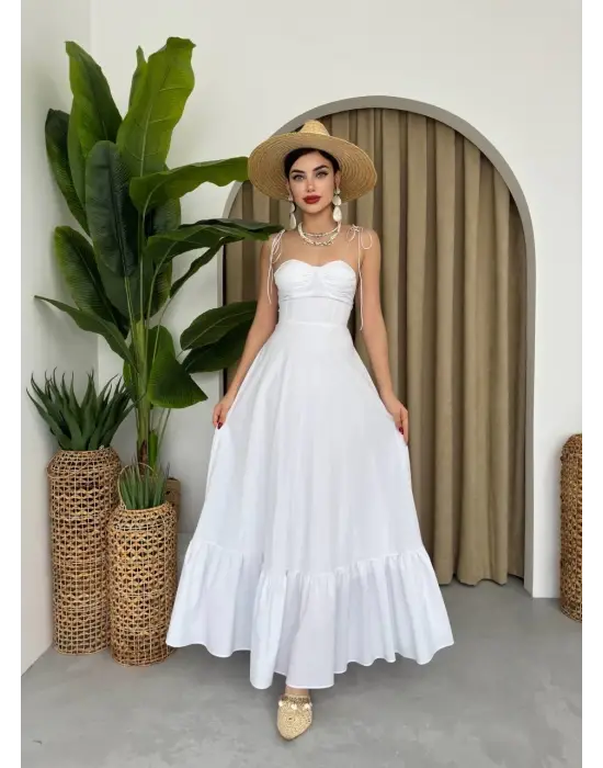 Omarı Şık Siyah İp Askılı Elbise