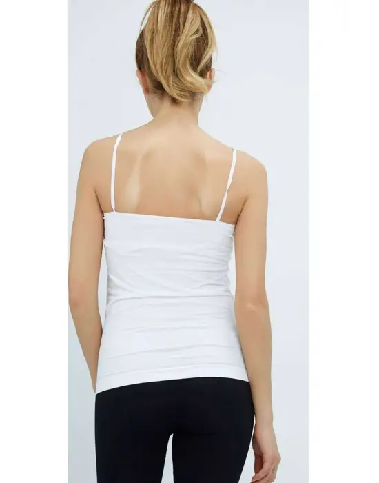 Eşsiz İp Askılı Uzun Beyaz Atlet