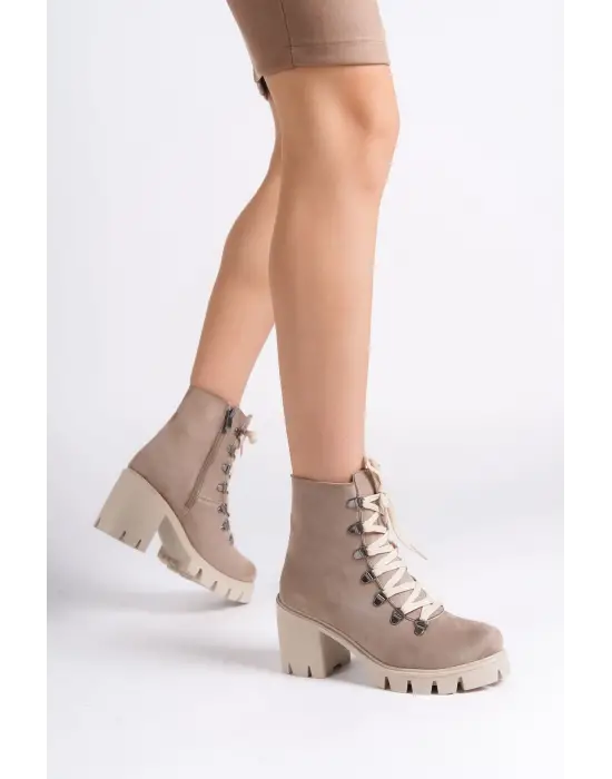 Şık Topuklu Süet Bayan Bot