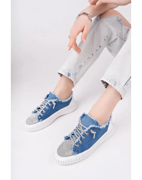 Trend Bağcıklı Spor Ayakkabı