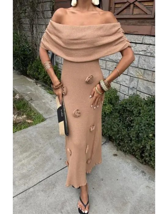 Eteği Gül Detay Madonna Yaka Elbise 2863