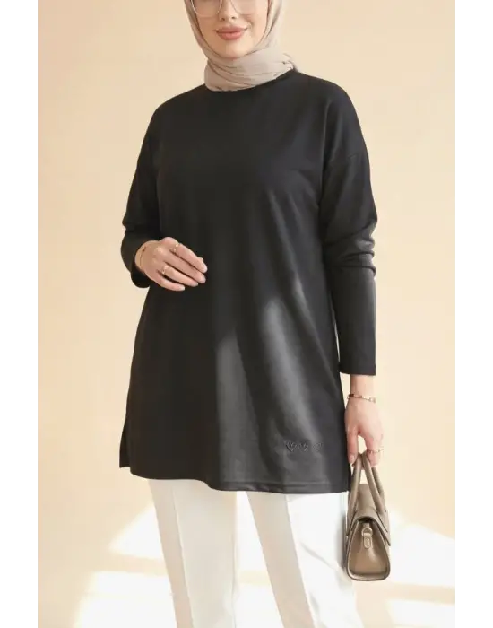 Eteği Kalp Detaylı Yırtmaçlı Salaş Penye Tunik -Siyah