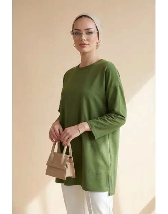 Eteği Kalp Detaylı Yırtmaçlı Salaş Penye Tunik -Yeşil