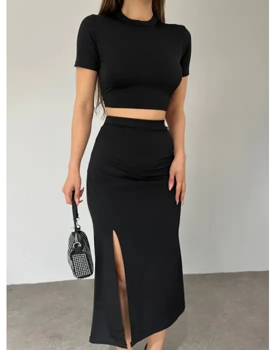 Omarı Siyah Eteği Yırtmaçlı Crop Takım