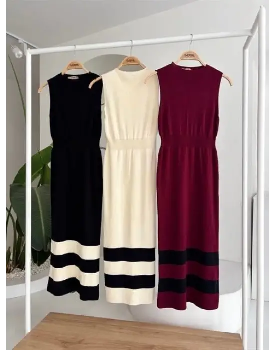 Omarı Şerit Detaylı Triko Elbise