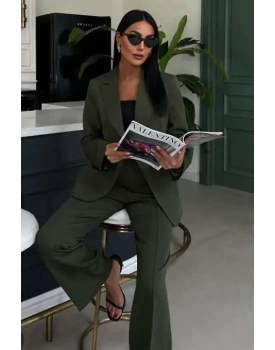 Omarı Dantel Detaylı Premium Takım Elbise