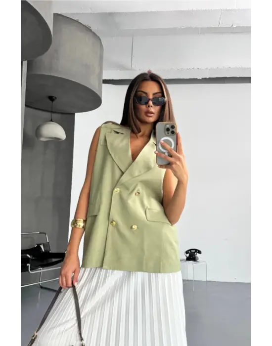 Omarı Yeşil Keten Yelek - Gold Düğmeli Elegan Şıklık